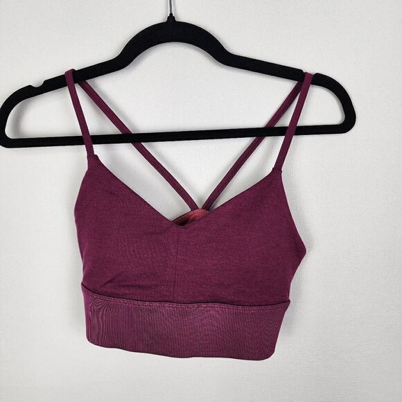 NWT GapFit Low Support Sports Bra XS - Picture 1 of 3